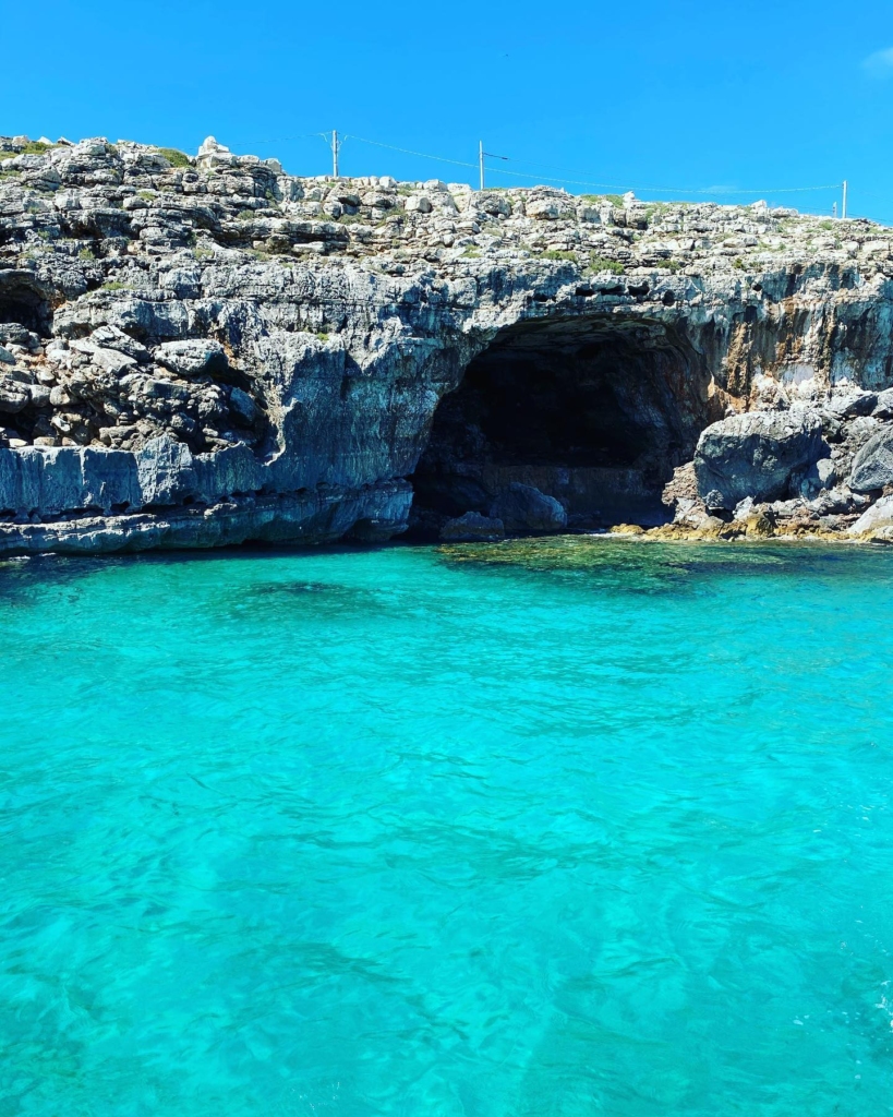 cave of the giganti leuca